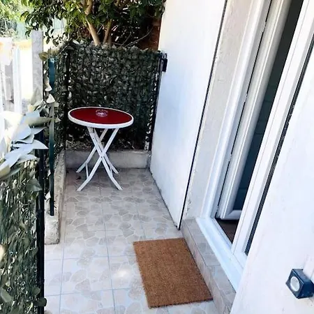 Studio Independant Entre Mer & Nature - Le Pradet شقة *